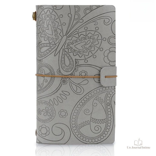 Journal intime avec couverture colorée et douce