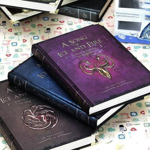 Journal intime avec motifs inspirés de Game Of Thrones
