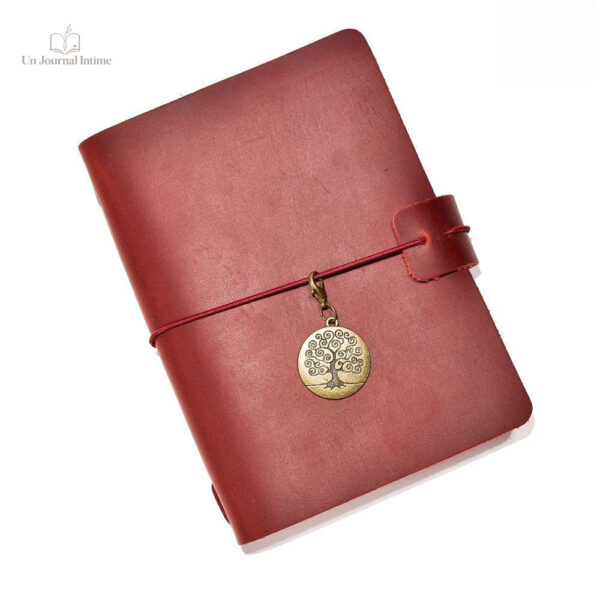 Journal intime avec pages blanches vierges