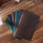 Journal intime en cuir au design classique