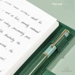Journal intime avec pages blanches pour créativité