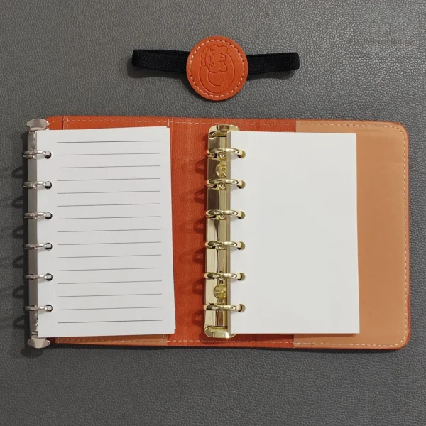 Élégant journal intime avec couverture originale