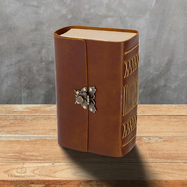 journal-intime-cuir-ancien-1 Journal intime en cuir ancien
