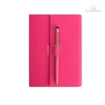 Carnet de notes fuchsia au design unique