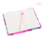 Journal avec motifs adorables pour exprimer sa créativité