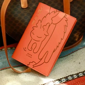 Journal intime orange mignon avec couverture attrayante