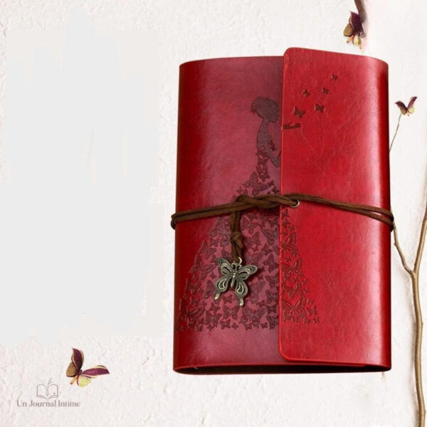 Carnet de notes élégant avec papillon