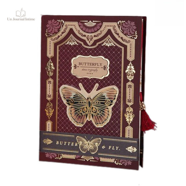 Cahier à écrire avec motif de papillon