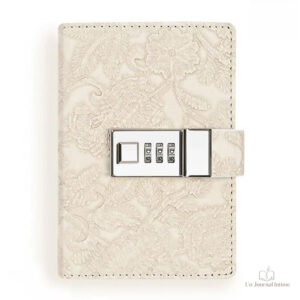 Journal intime au design rétro avec reliefs