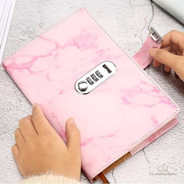 Carnet de notes intime couleur rose