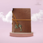Journal intime en cuir rouge pour écrire des pensées
