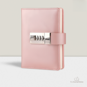Journal intime simple en couverture élégante